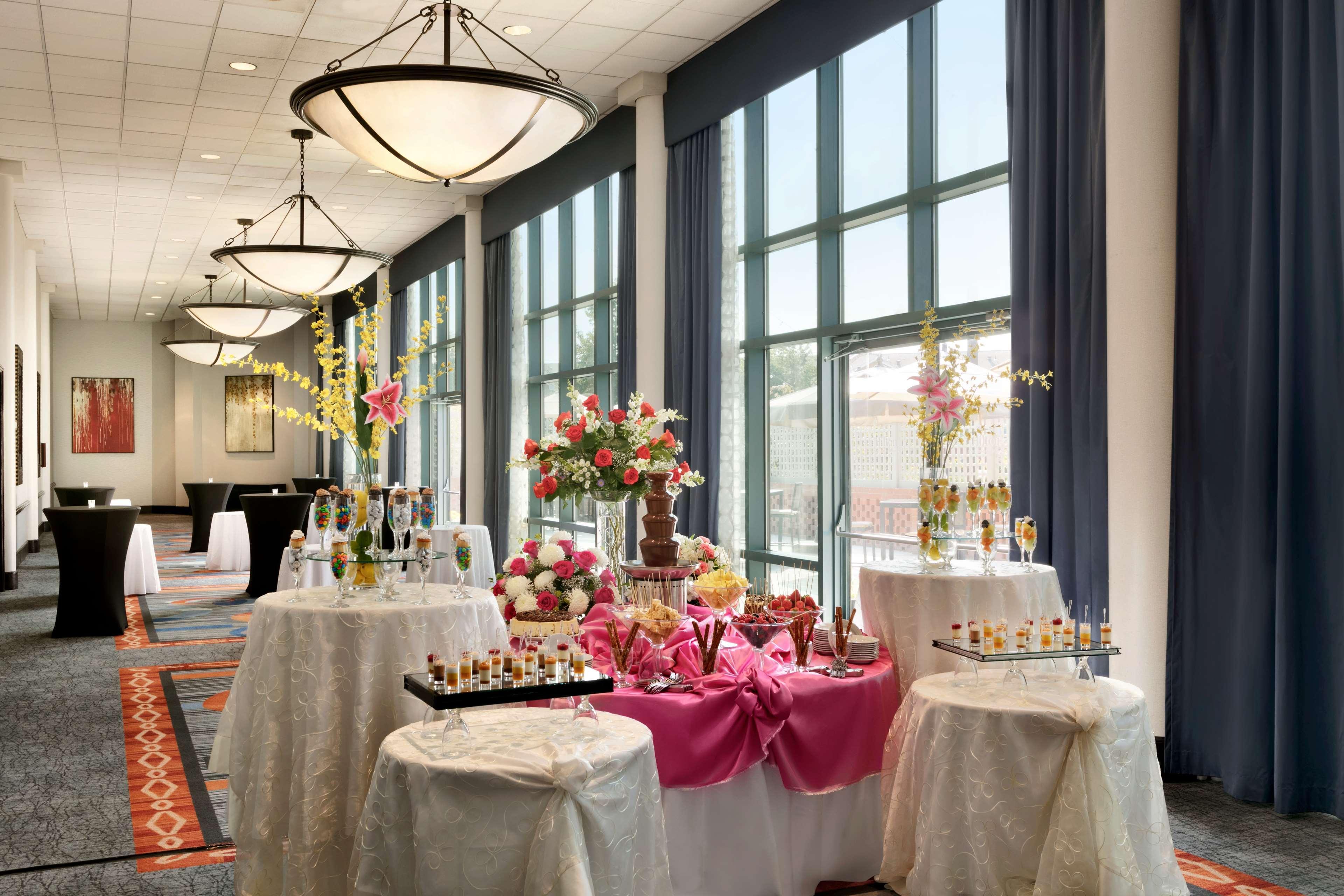 Готель Hilton Long Island/Huntington Мелвілл Екстер'єр фото