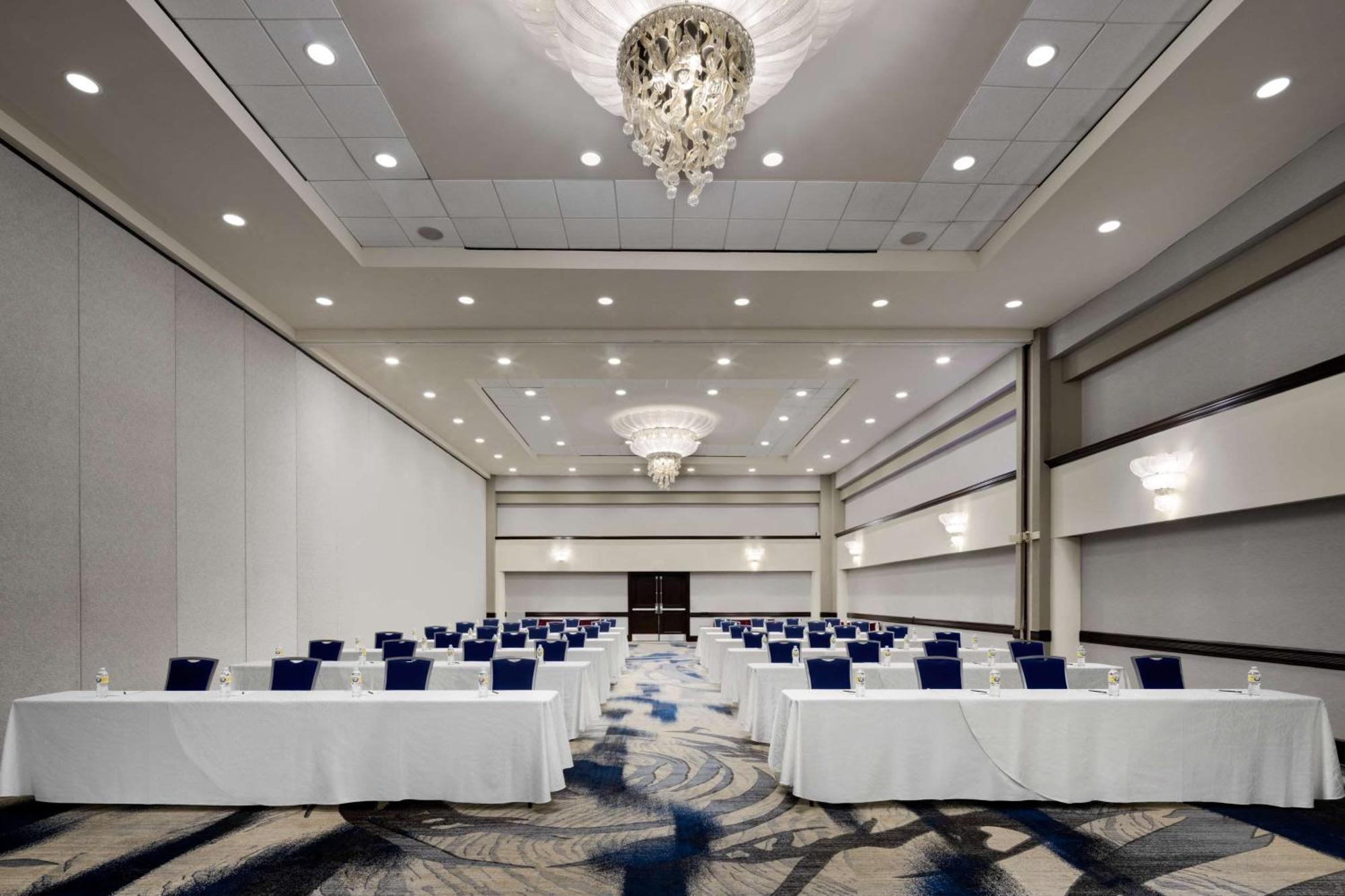 Готель Hilton Long Island/Huntington Мелвілл Екстер'єр фото